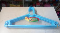 Plastic hangers (6pec set)